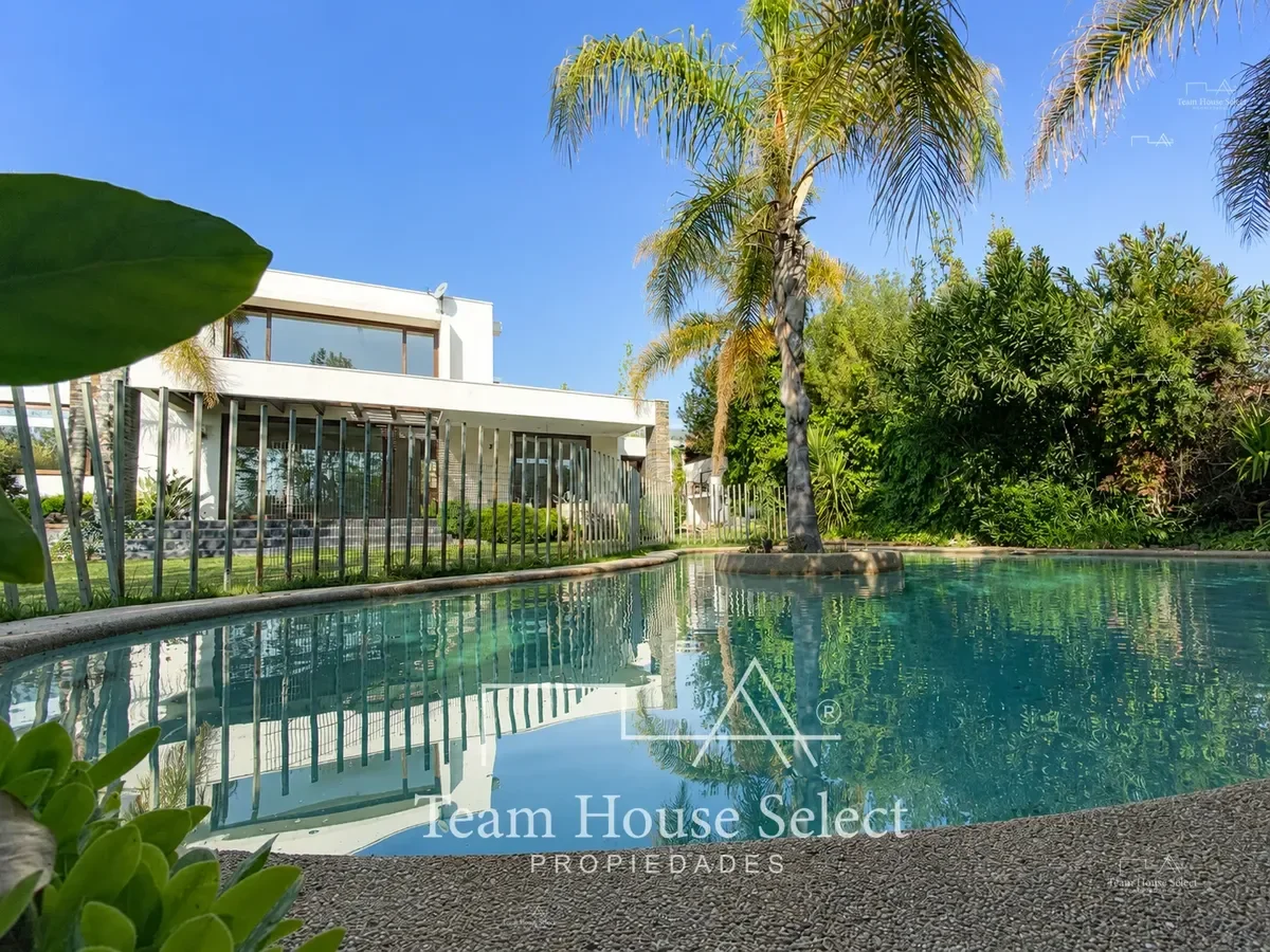 Casa Mediterránea Arriendo En Condominio La Fuente, Piedra - 1