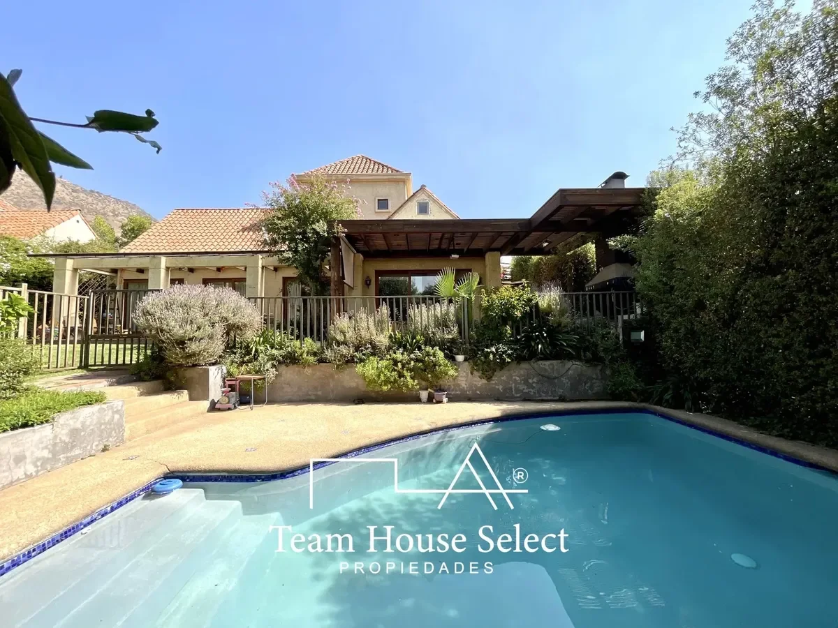 Venta Casa En Condominio Avda.golf Manquehue Lo Barnechea 5d - 1