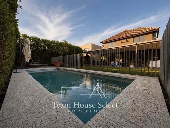 Venta Como Nueva Condominio Valle Nogales Santa Elena 3d+ser - 1