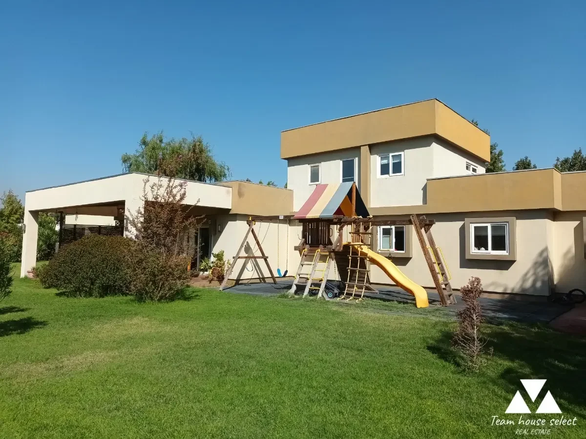 Casa En Venta En Chicureo - 1